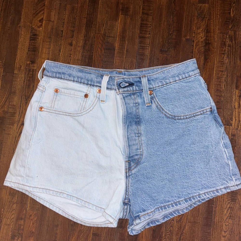 Levi's 501 Blue Jean Shorts High-Waisted Relaxed Fit
